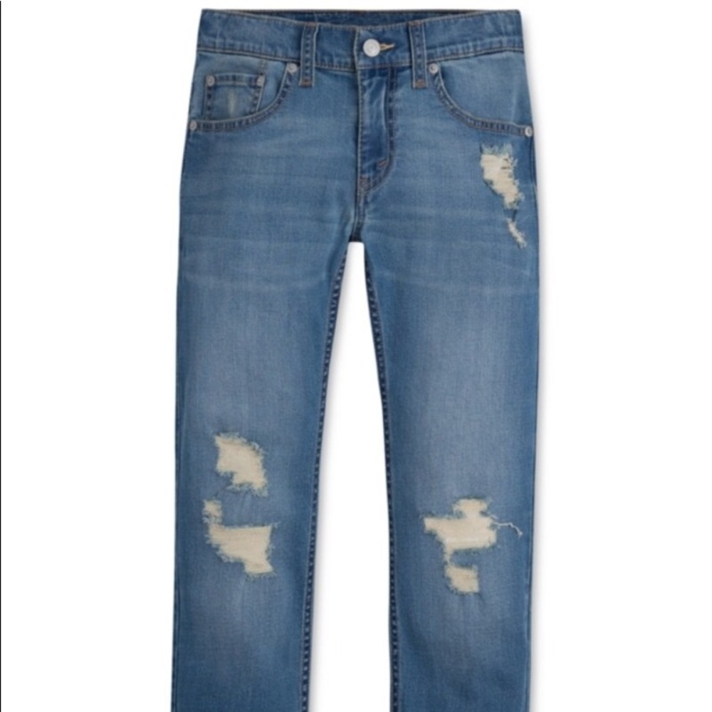 NWT Levi’s blue distressed skinny jeans ripped